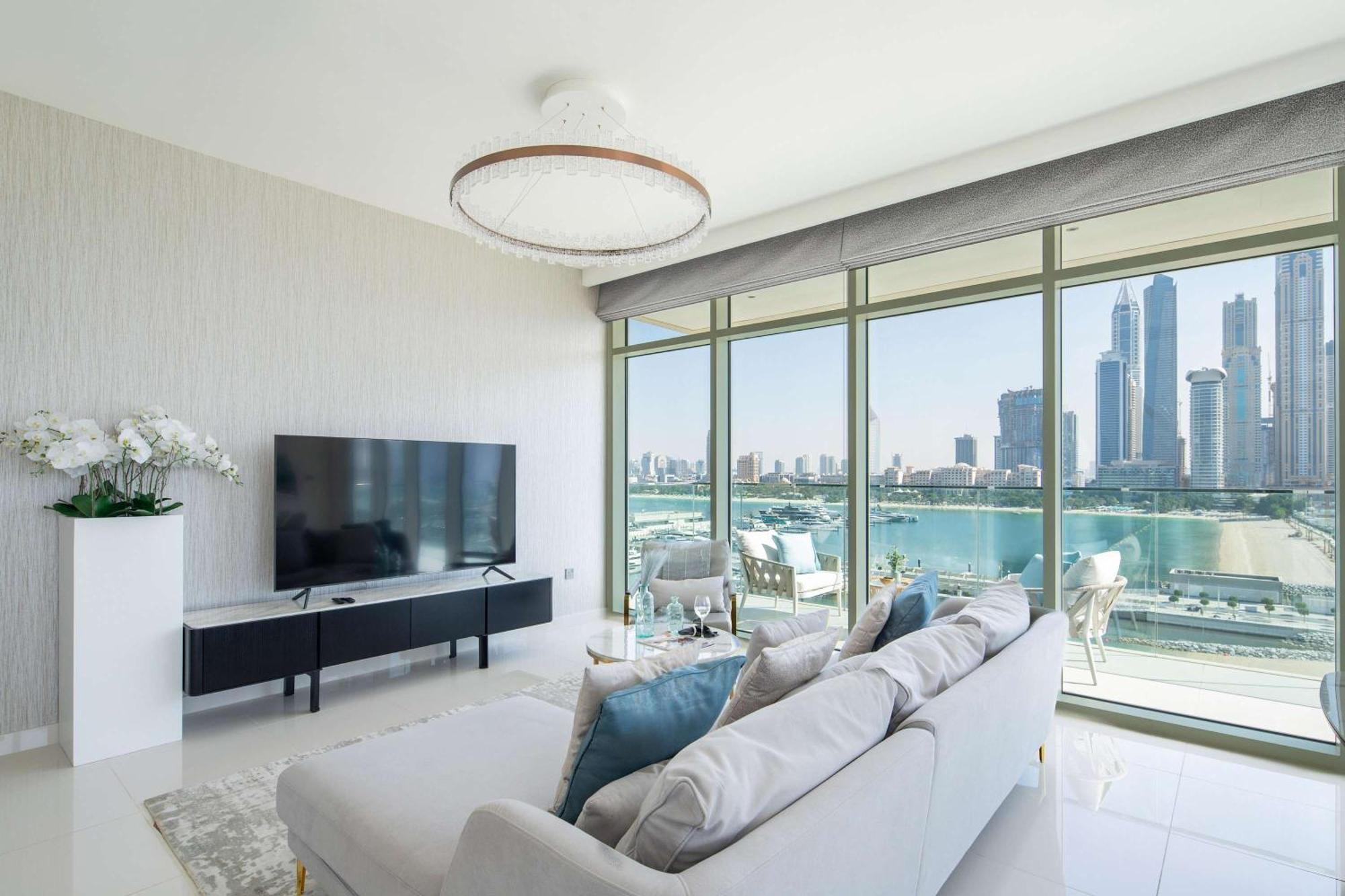 Apartment Frank Porter - Sunrise Tower